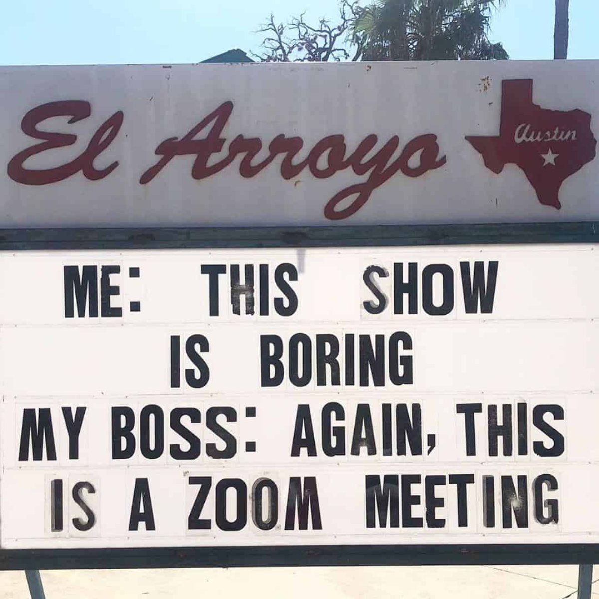 This Show is Boring  Photo Credit : El Arroyo